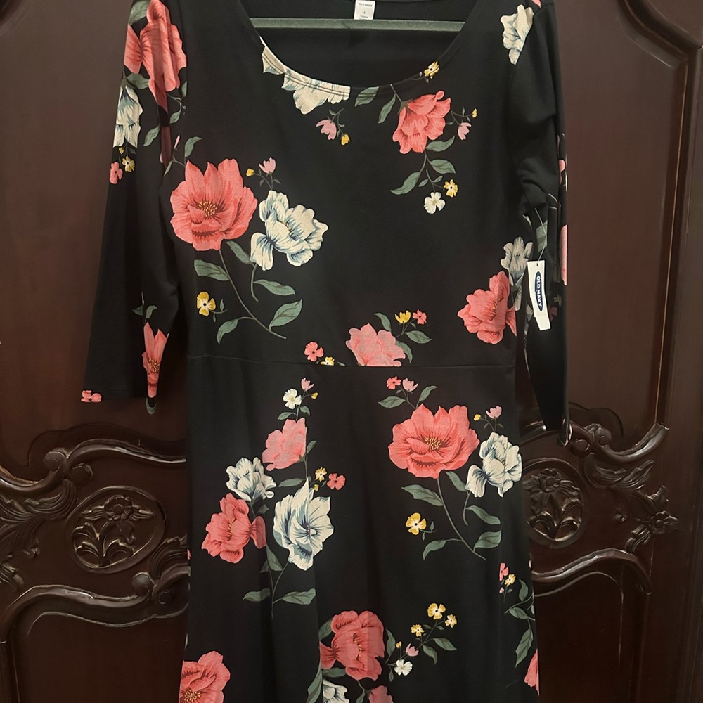 Old Navy Floral Long Sleeve Dress - Black, Pink, White